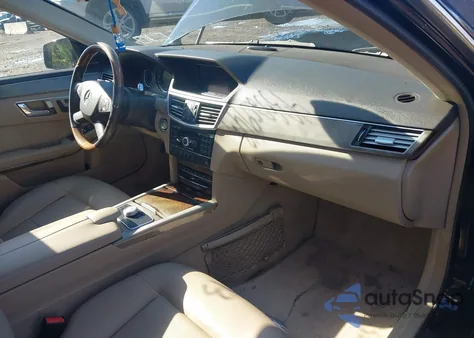 2010 Mercedes-Benz E 350 4Matic из США, поврежденный, VIN WDDHF8HB0AA177574